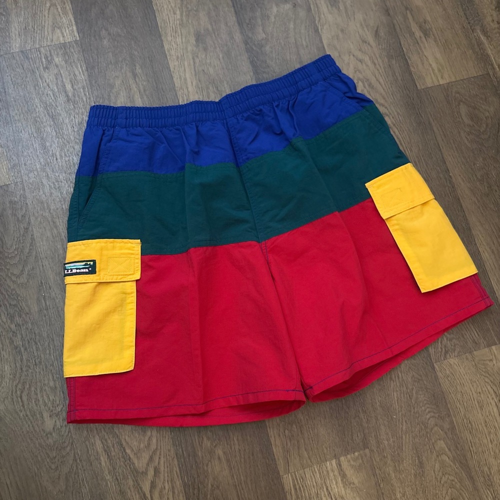 Vintage 1990s L.L. Bean Colorblack Nylon Mesh Lined Cargo Pocket Hybird Shorts - Picture 2 of 7